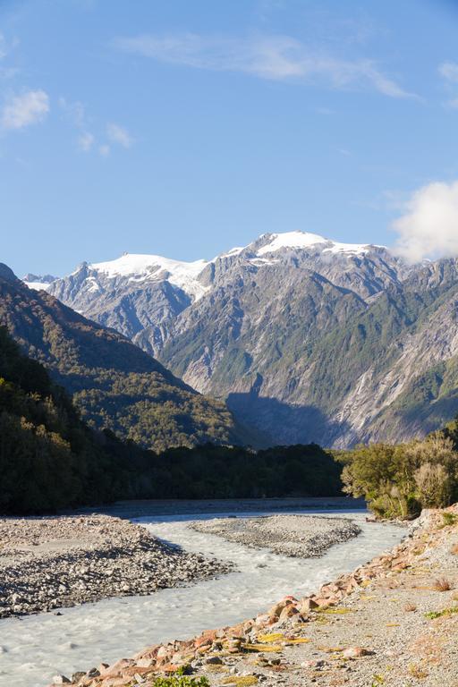 Scenic Hotel Franz Josef Glacier Bagian luar foto